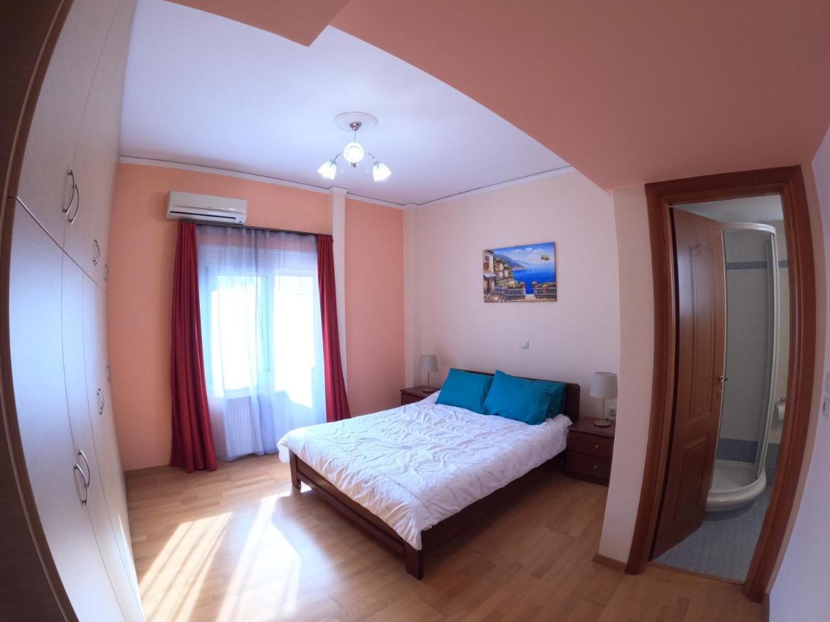 Big Apt 3Bed 3Bath 10 Min Walk Acropolis เอเธนส์ ภายนอก รูปภาพ