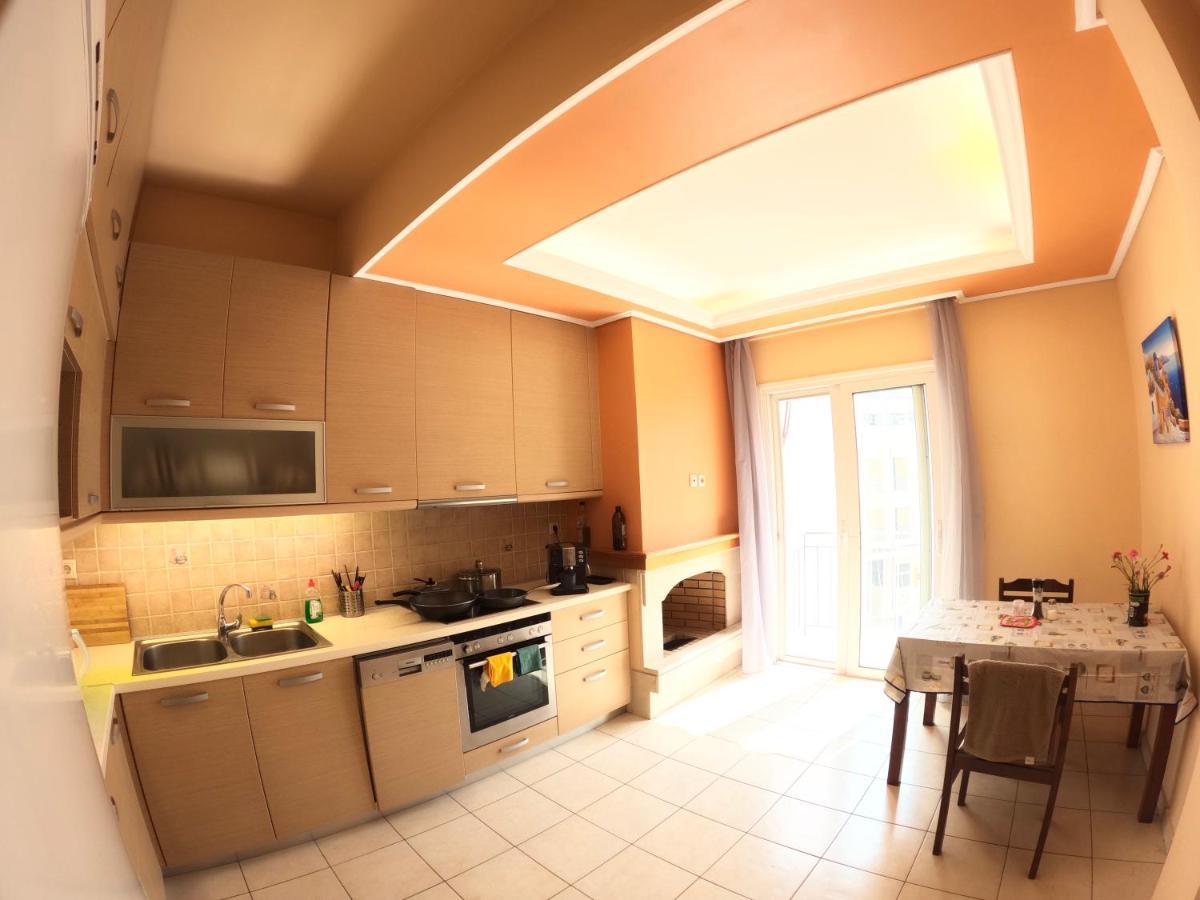 Big Apt 3Bed 3Bath 10 Min Walk Acropolis เอเธนส์ ภายนอก รูปภาพ