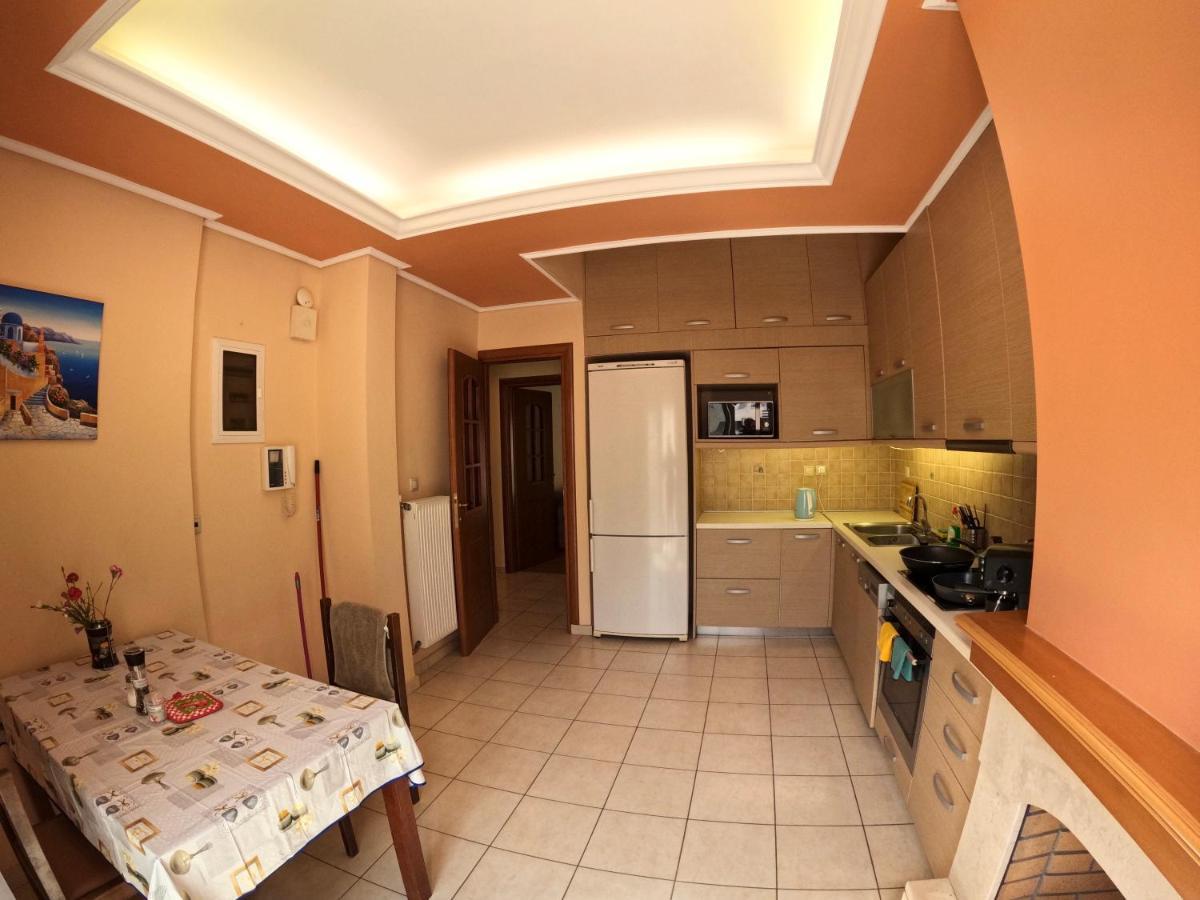 Big Apt 3Bed 3Bath 10 Min Walk Acropolis เอเธนส์ ภายนอก รูปภาพ