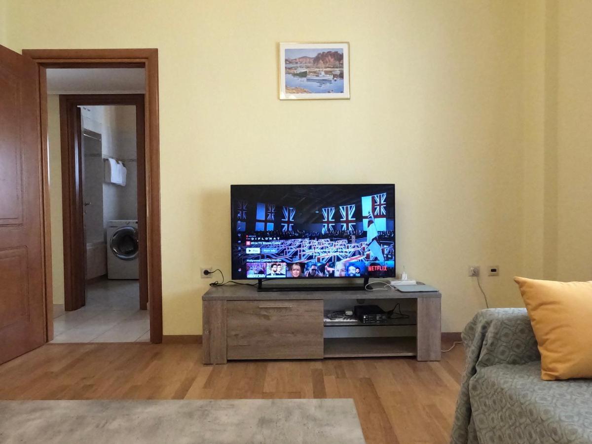 Big Apt 3Bed 3Bath 10 Min Walk Acropolis เอเธนส์ ภายนอก รูปภาพ